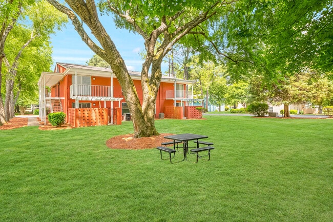 Foto del edificio - Doral Apartments