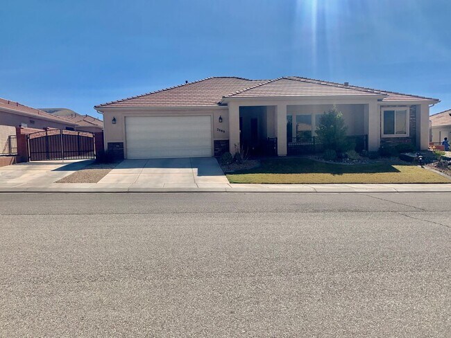 Foto del edificio - Lovely Home with RV parking in Sky Ridge