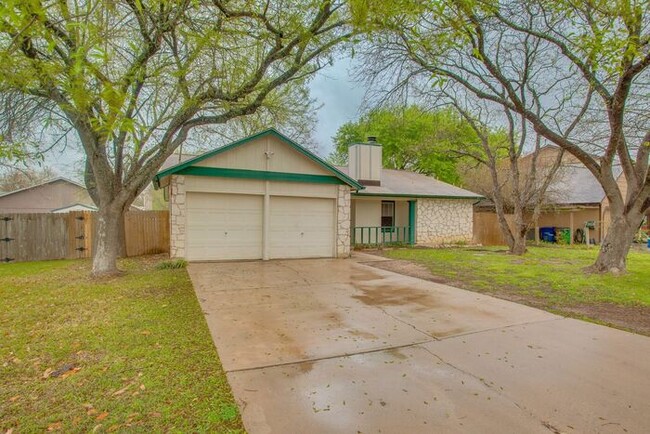 Building Photo - 4 Bedroom South Austin Home For Rent