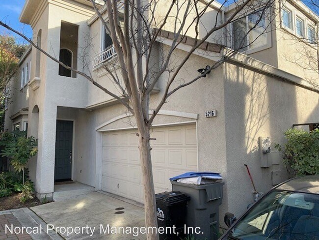Building Photo - 3 br, 3 bath House - 5216 Union Ave