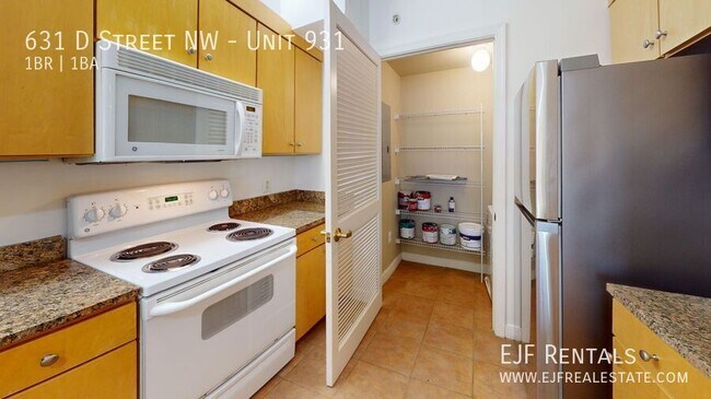 Foto del edificio - 631 D St NW