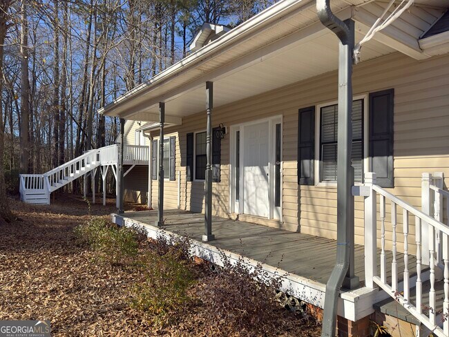 Building Photo - 410 Invector Ct