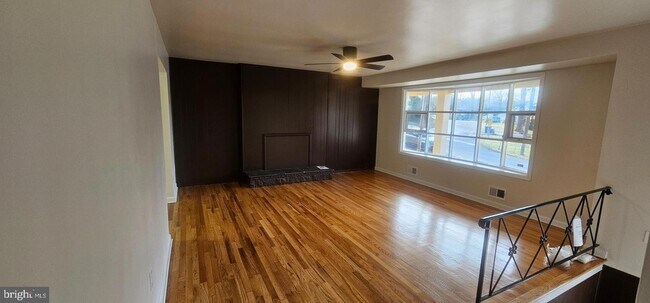 Foto del edificio - 5616 Old Temple Hill Rd