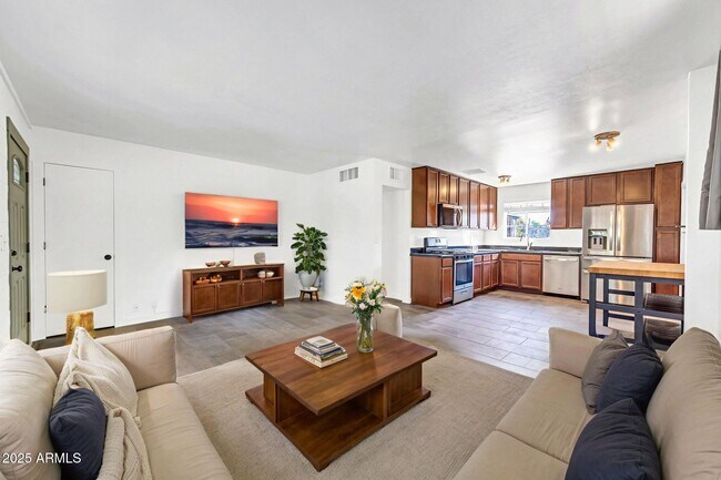 Foto del edificio - 2607 N 51st St