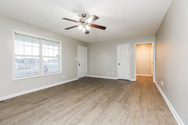 Building Photo - 1026 Mile High Dr