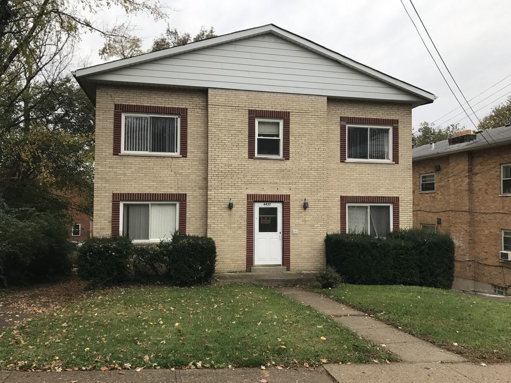 Primary Photo - 4437 Ridgeview Ave