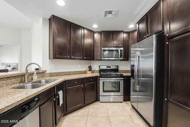 Foto del edificio - 5350 E Deer Valley Dr