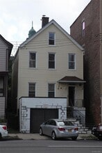 Building Photo - 38 Yonkers Ave