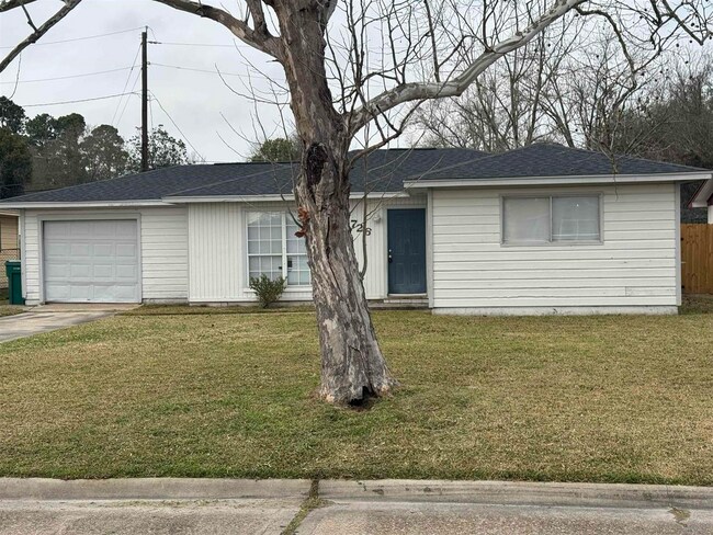 Foto del edificio - 3726 Bowling Ln