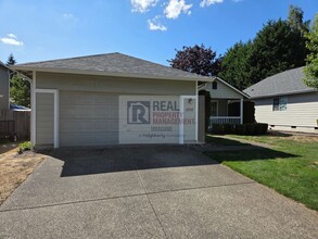 Building Photo - 4709 Parkside Dr SE