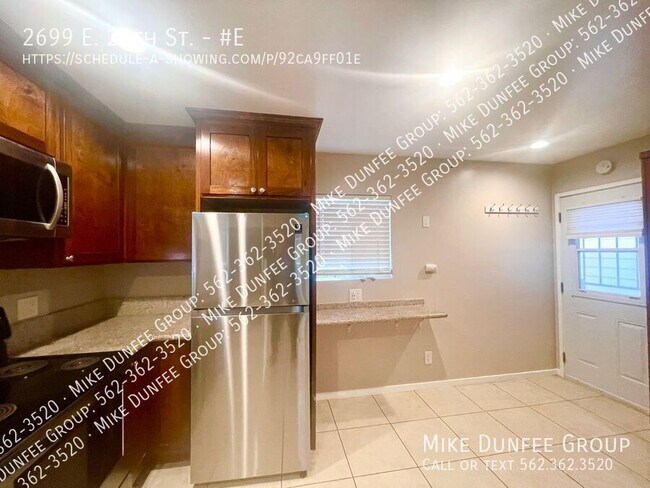 Foto del edificio - 2699 E 20th St