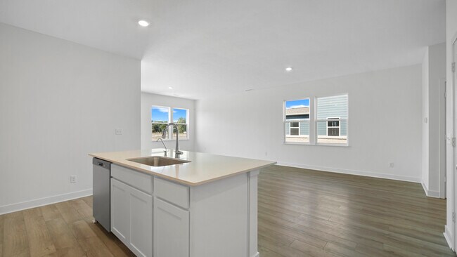 Building Photo - 2186 Egbert Rd