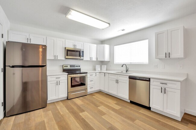 Foto del edificio - Newly Updated Pet Friendly 3 Bed - 2 Bath ...