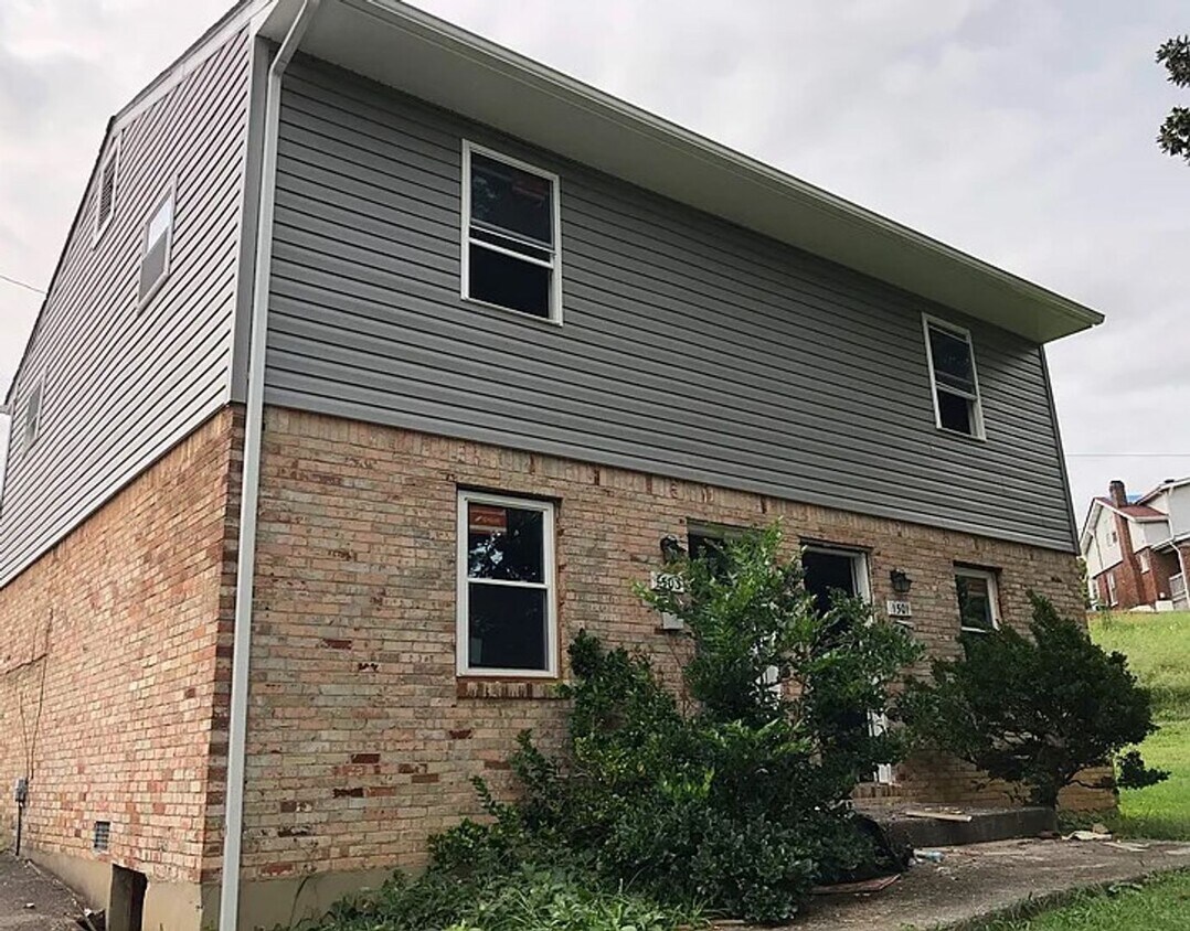 1501 Morningside Street Southeast Apartment for Rent in Roanoke, VA