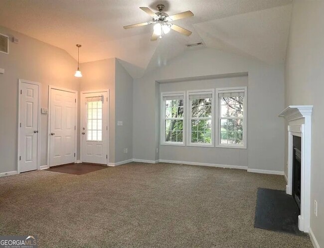 Building Photo - 25 Grier Ln