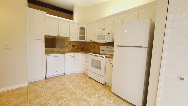 Building Photo - 1028  Green Pine Boulevard A West Palm Bea...