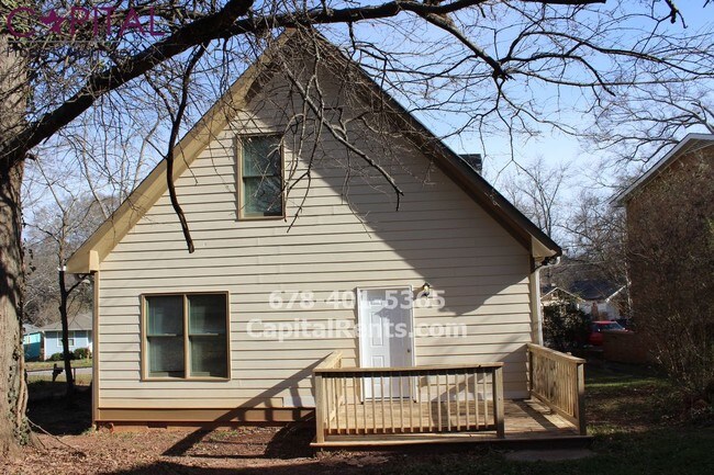 Building Photo - 1852 Dunlap Ave