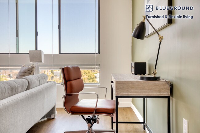 Foto del edificio - 3638 Motor Ave