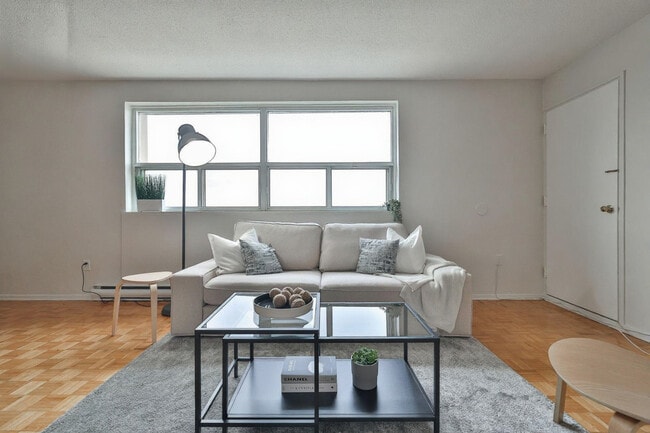 Building Photo - Wellington Suites