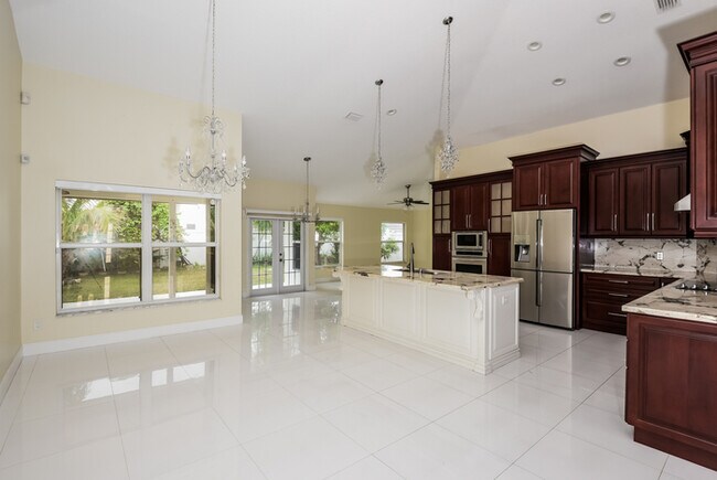 Foto del edificio - 12252 Bronson Way