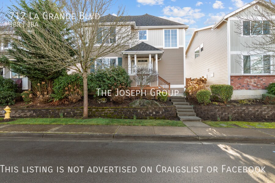 Primary Photo - Beautiful 3 bed/2.5 bath in Puyallup!