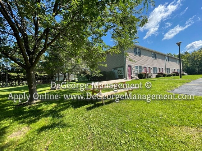Interior Photo - Burdick Estates Apartments