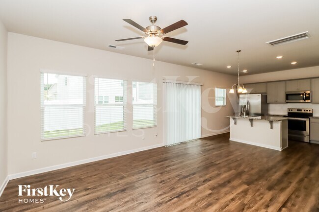 Foto del edificio - 5440 Cobblestone Glen Dr