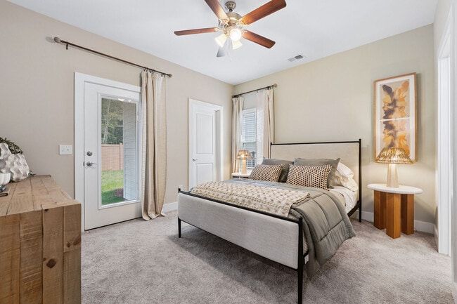 River Ford apartments — community photo - River Ford