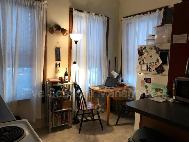 Photo - 4 Loomis St Apartment