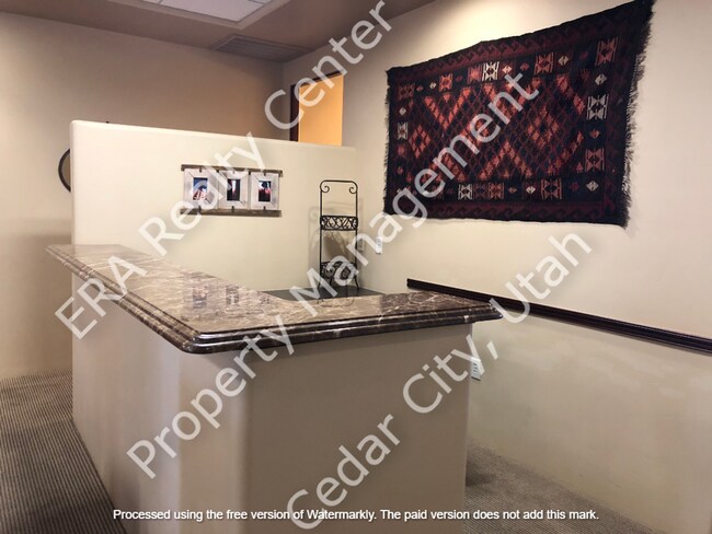 Foto del edificio - 2069 N Main St