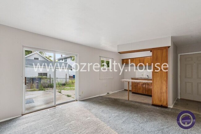 Foto del edificio - 4111 Parrakeet Ave