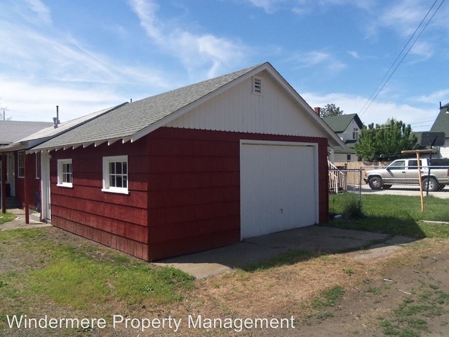 Building Photo - 532 N 6th Ave