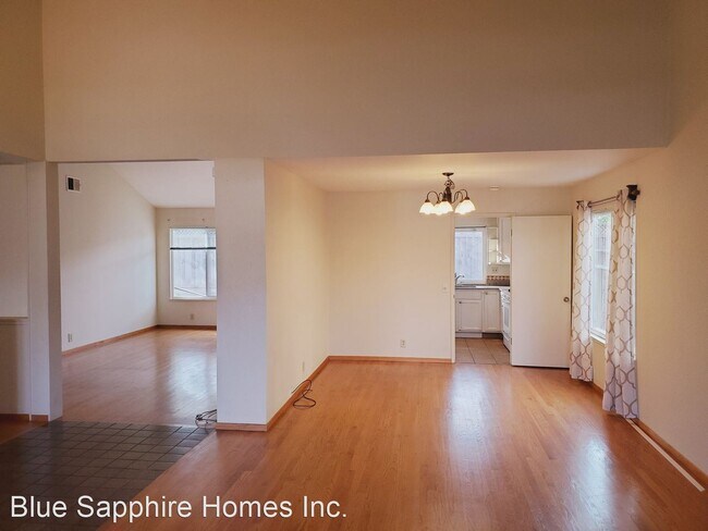 Building Photo - 4 br, 2 bath House - 6373 Pearlroth Dr