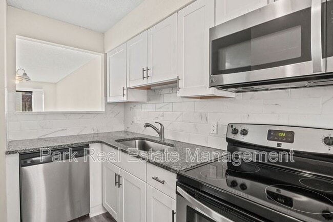 Building Photo - 1507 Clermont Rd
