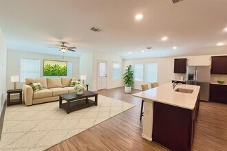 Building Photo - 102 Wolseley Dr