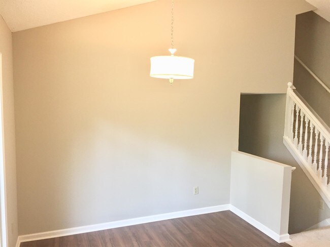 Foto del edificio - 1475 Chaseway Cir