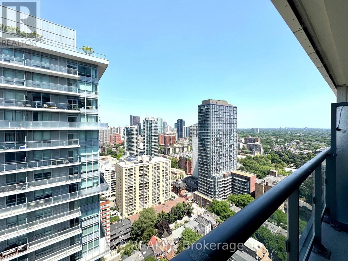 Photo principale - 89-2789 McGill St