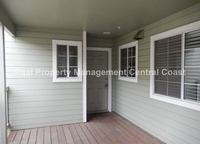 Foto del edificio - LEASE PENDING -  2 Bedroom / 1.5 Bath Down...