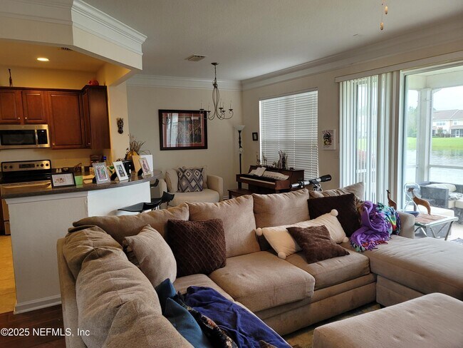 Building Photo - 6342 Autumn Berry Cir