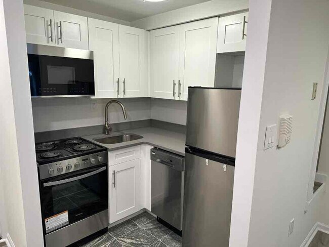 Foto del edificio - 190 W 82nd St