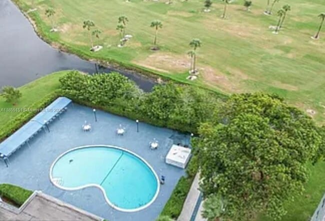 Foto del edificio - 7684 NW 18th St