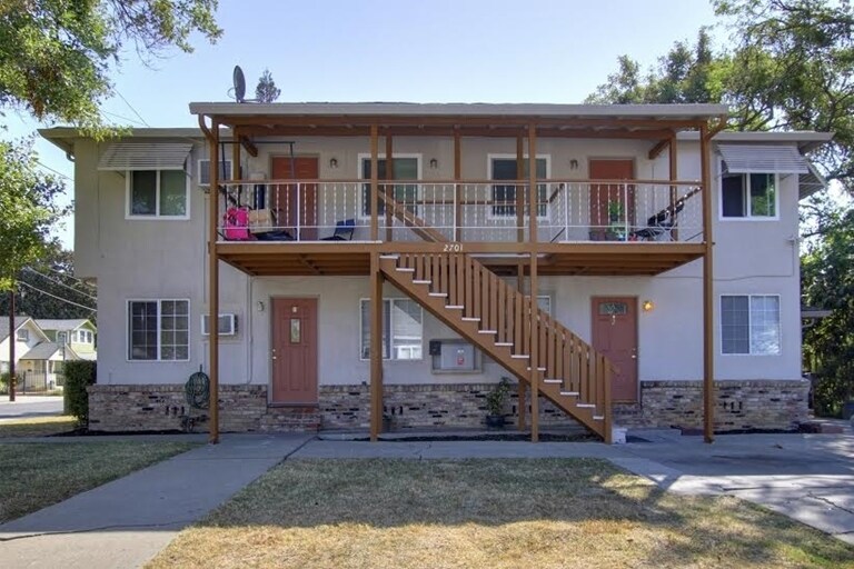Primary Photo - 2701 San Fernando Way