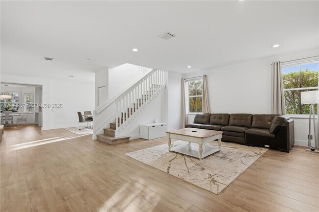 Foto del edificio - 1419 Crossbill Ct