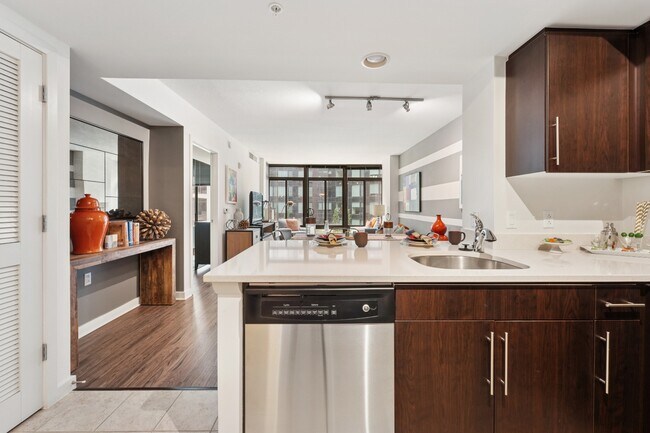 Foto del edificio - Seventy1Hundred Capitol Yards