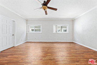 Foto del edificio - 14937 Dickens St