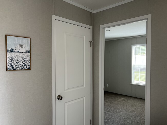 Building Photo - 5161 Tokay Dr