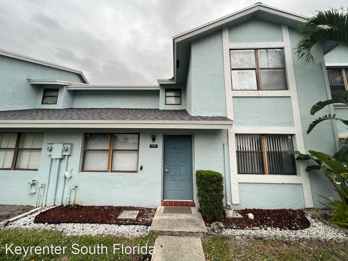 Primary Photo - 3 br, 2.5 bath House - 12162 Pasadena Way
