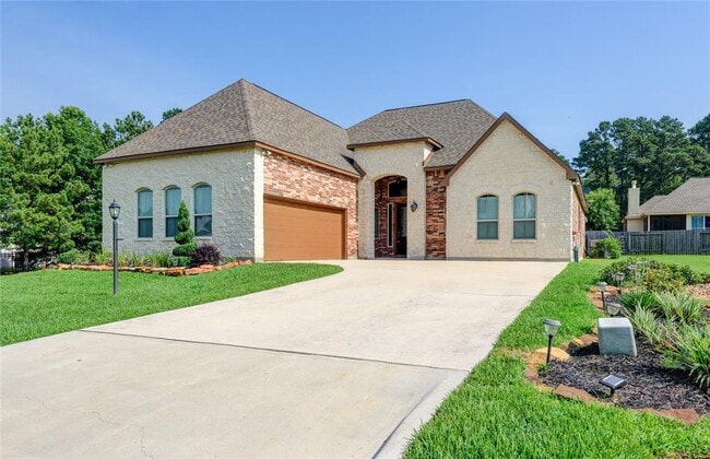Building Photo - 111 Camden Hills Dr