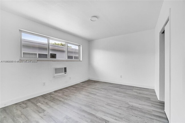 Foto del edificio - 780 73rd St