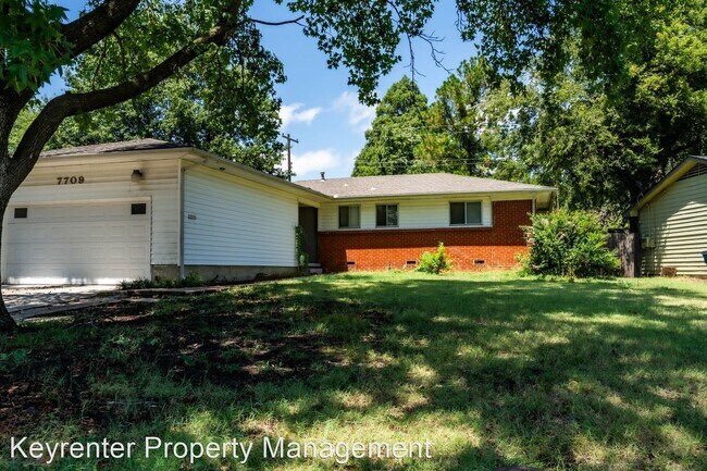Building Photo - 3 br, 1.5 bath House - 7709 E 30th St
